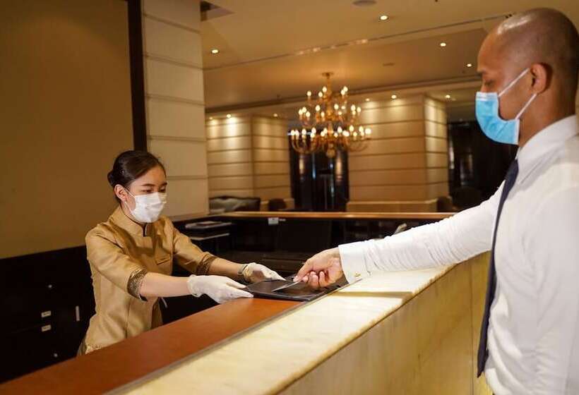 هتل Tower Club At Lebua