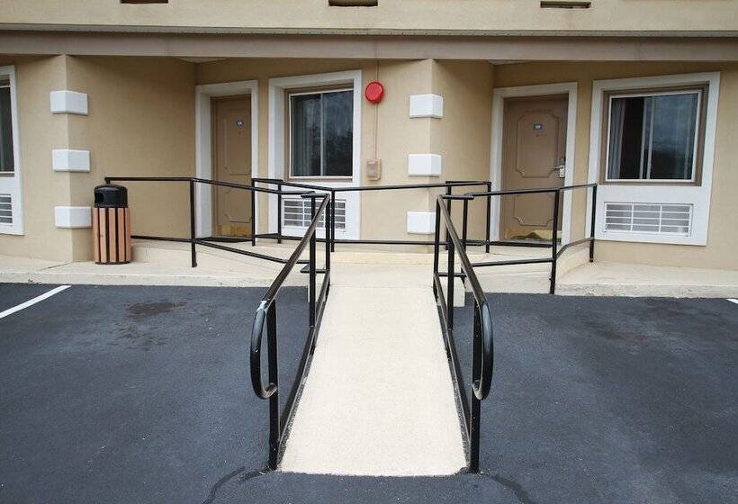 酒店 Travel Inn & Suites Flemington