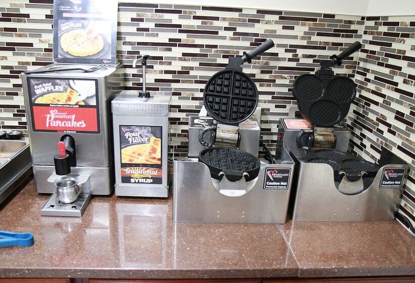 酒店 Travel Inn & Suites Flemington