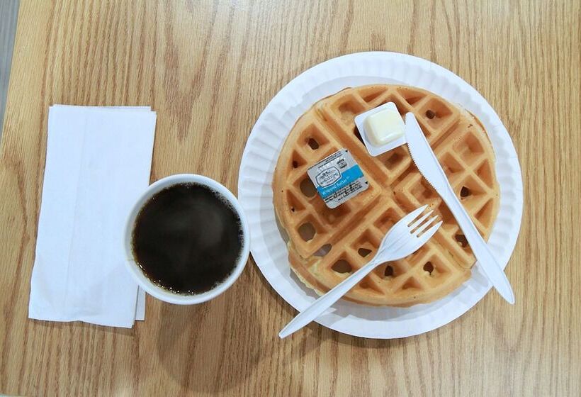 酒店 Travel Inn & Suites Flemington