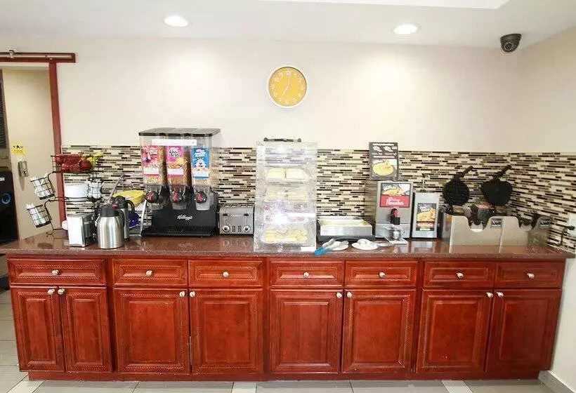 בית מלון כפרי Travel Inn & Suites Flemington