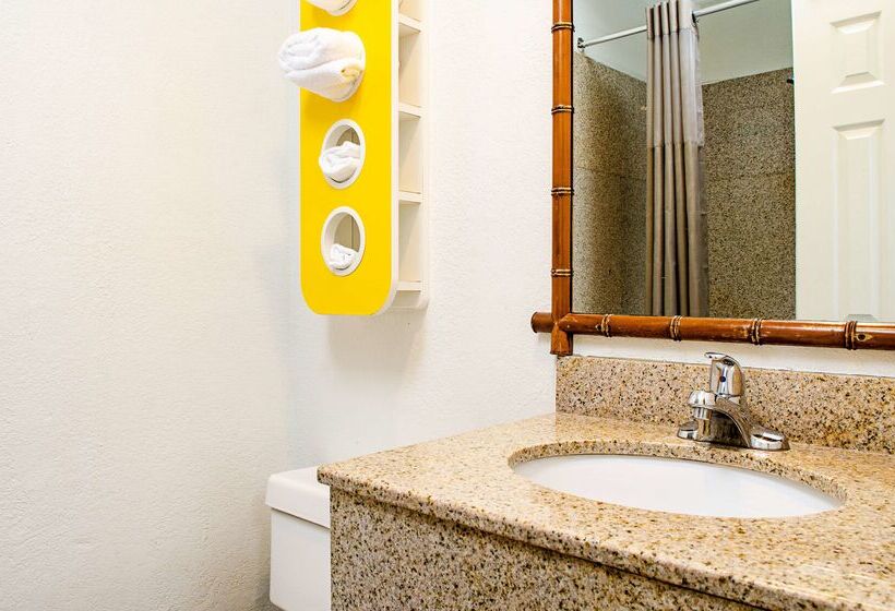 Motel 6modesto, Ca Downtown