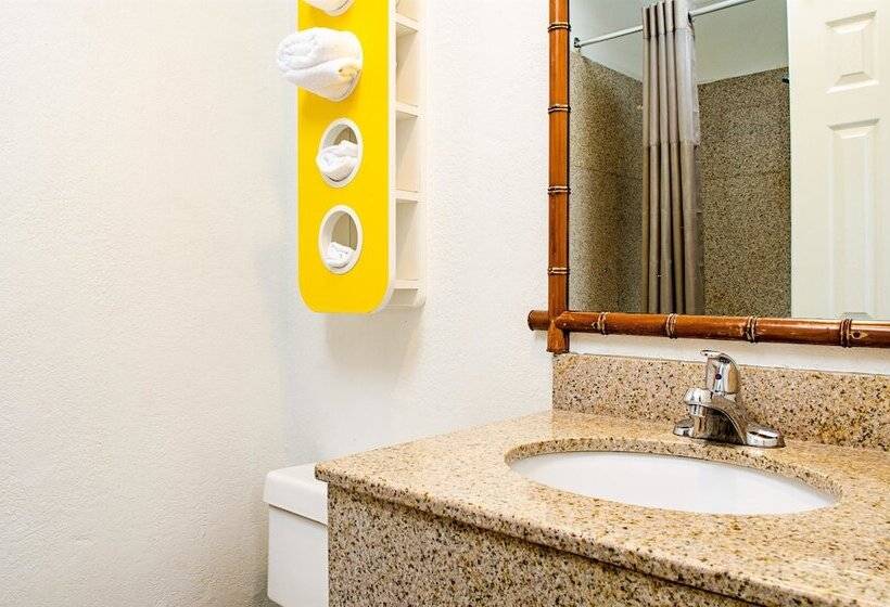 Motel 6modesto, Ca Downtown