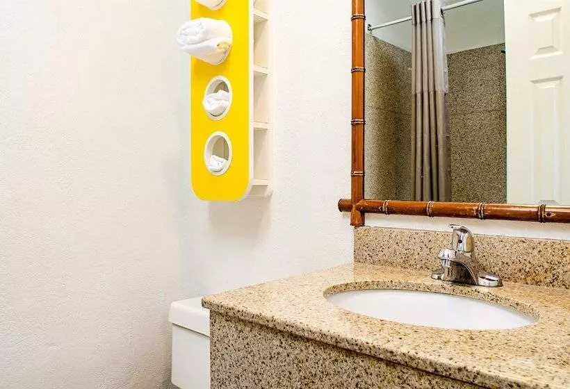 Motel 6modesto, Ca Downtown