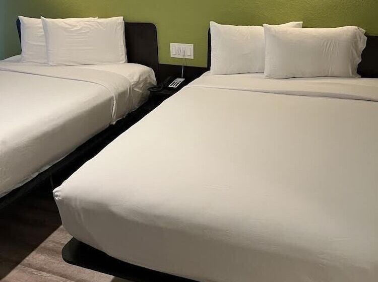 Motel 6modesto, Ca Downtown