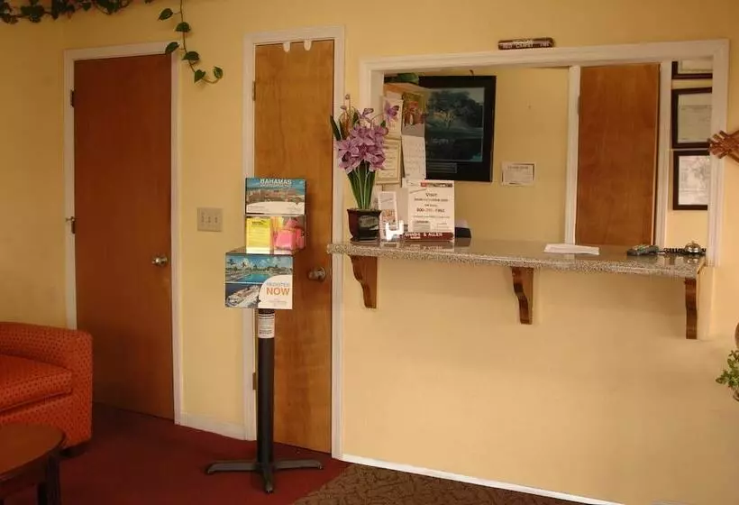 モーテル Red Carpet Inn Oxford