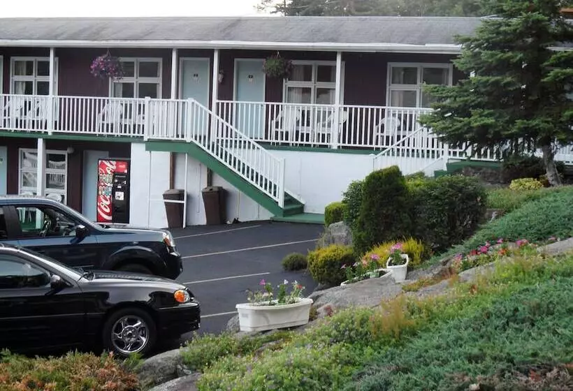 Pinebrook Motel