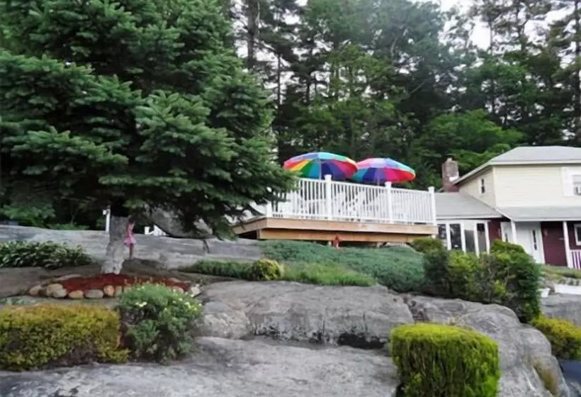 Pinebrook Motel