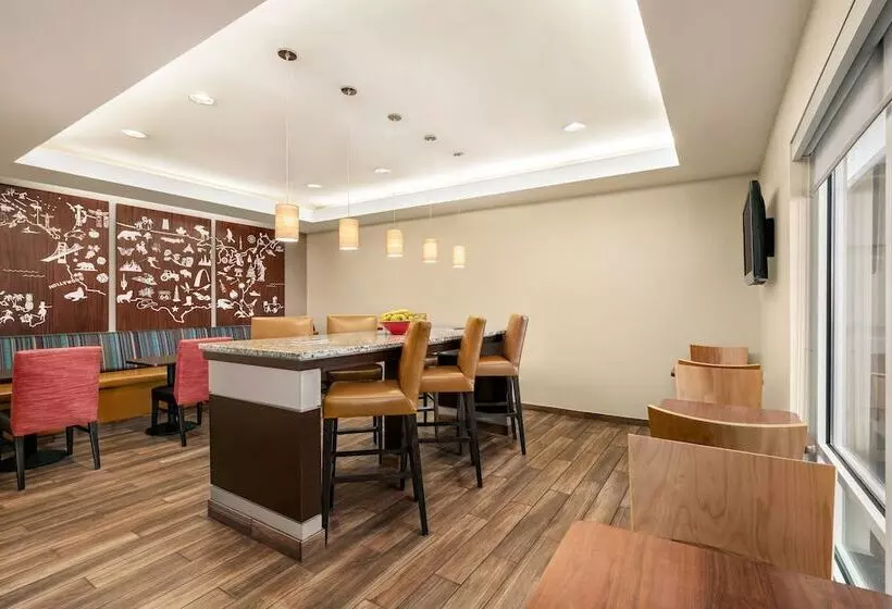 Towneplace Suites By Marriott Chattanooga Near Hamilton Place