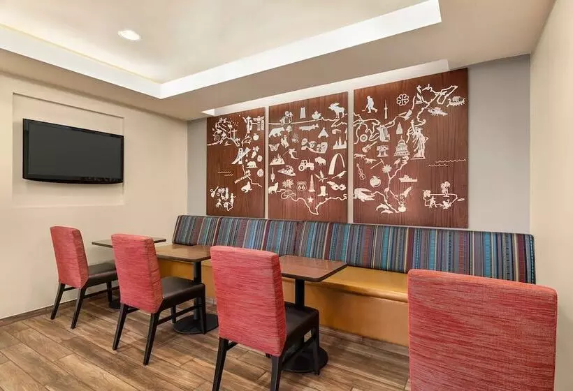 Towneplace Suites By Marriott Chattanooga Near Hamilton Place