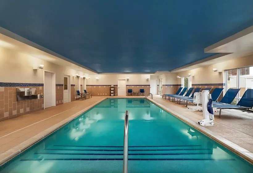 Towneplace Suites By Marriott Chattanooga Near Hamilton Place