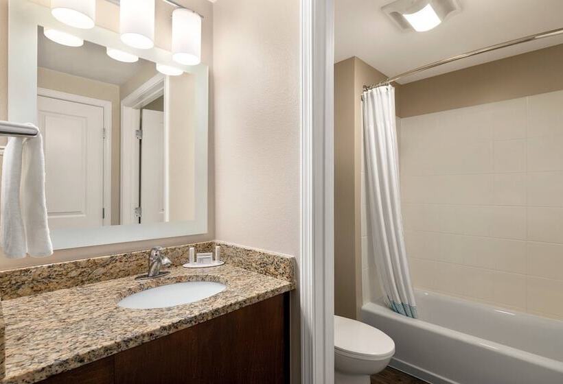 Towneplace Suites By Marriott Chattanooga Near Hamilton Place