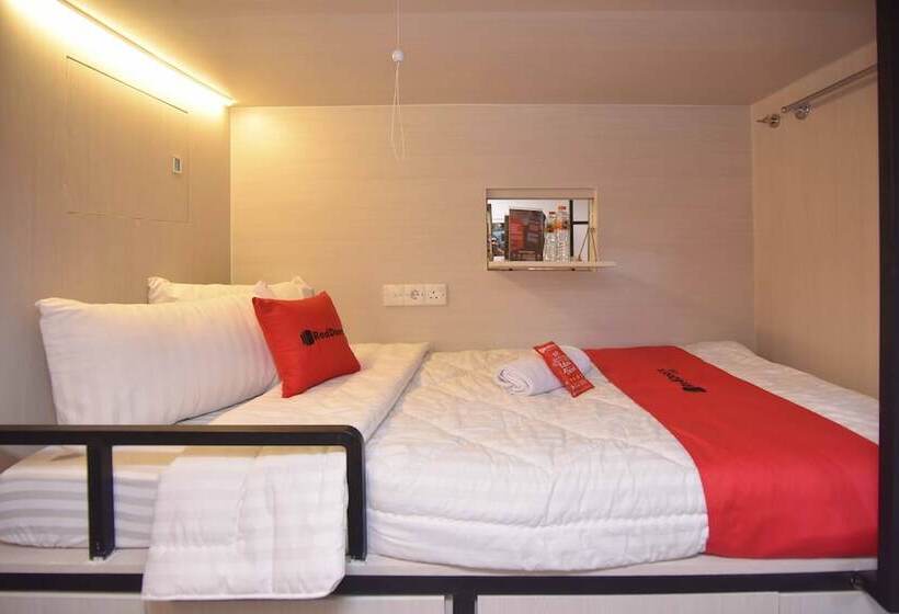 בית מלון כפרי Reddoorz Hostel Syariah @ Peunayong Banda Aceh