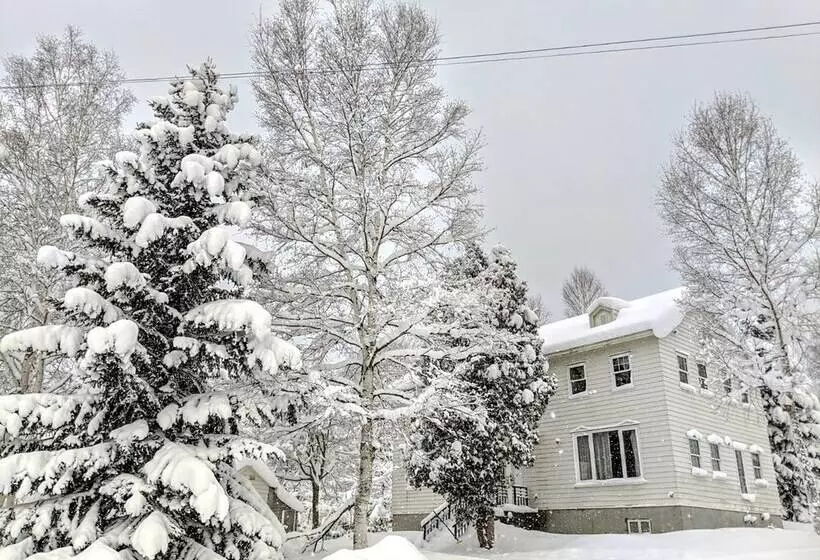 ホテル Chalet Banff