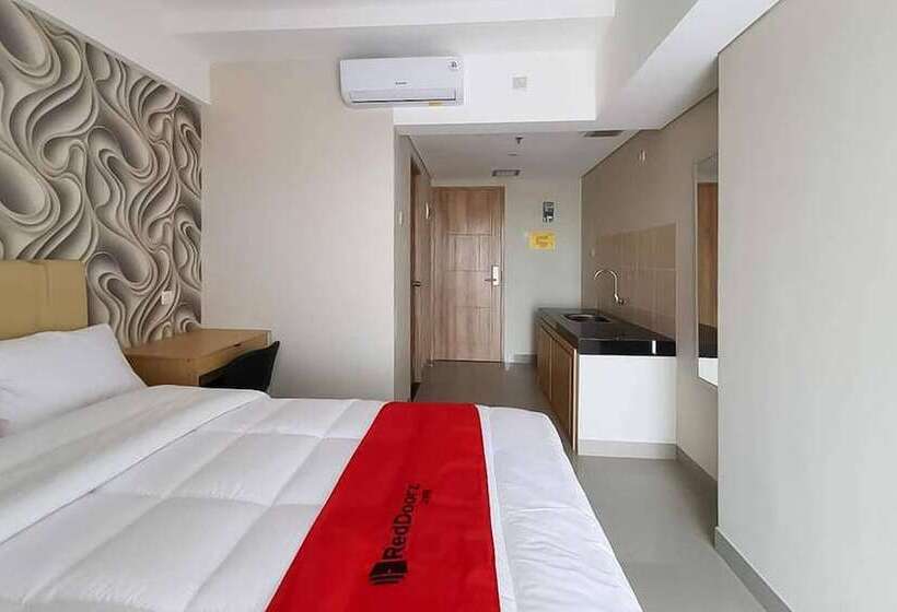 בית מלון כפרי Reddoorz Apartment @ Padina Soho And Residence