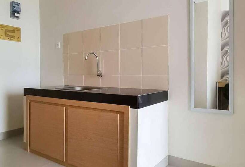 בית מלון כפרי Reddoorz Apartment @ Padina Soho And Residence