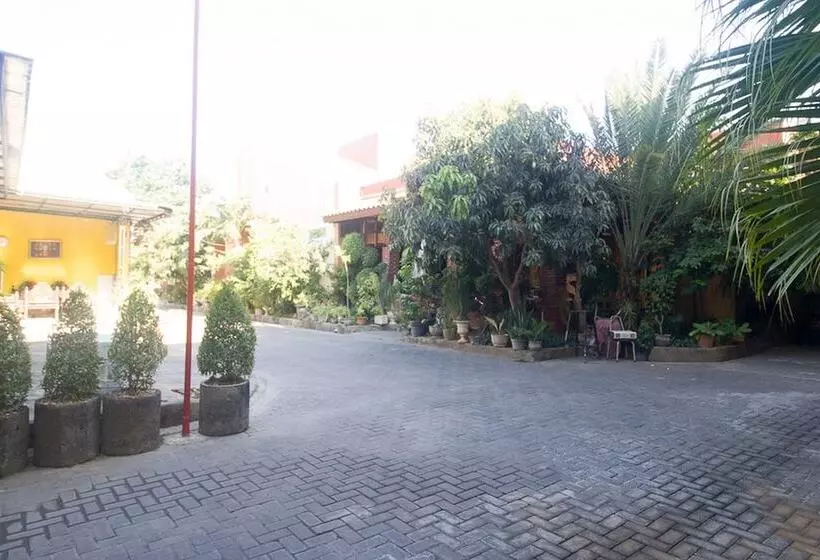 ペンション Reddoorz Syariah Near Keraton Sumenep