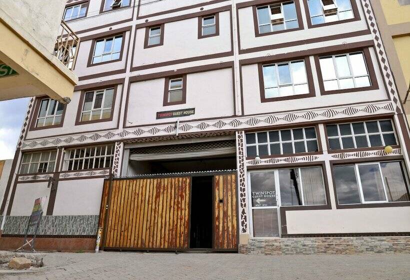 پانسیون Twinspot Guest House