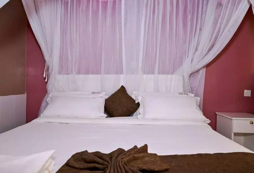 پانسیون Twinspot Guest House
