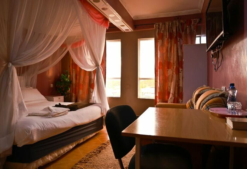 پانسیون Twinspot Guest House