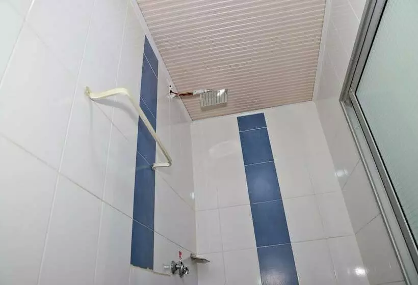 پانسیون Twinspot Guest House