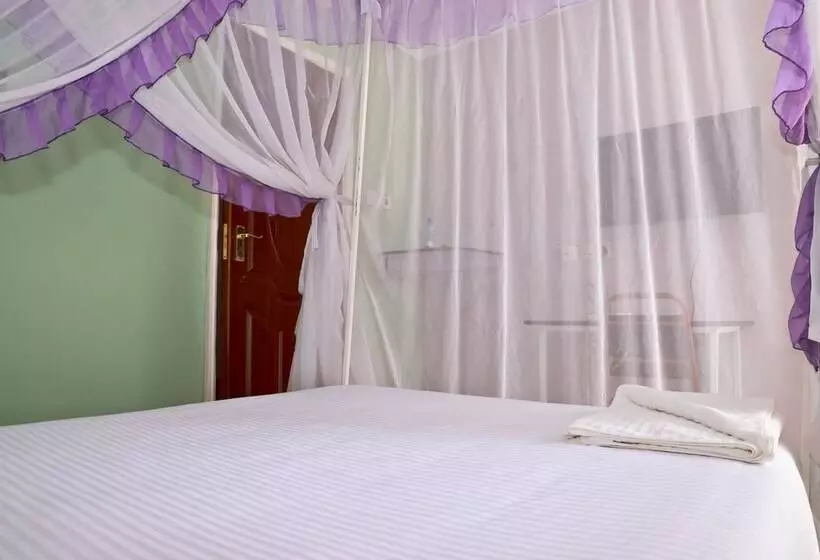 پانسیون Twinspot Guest House