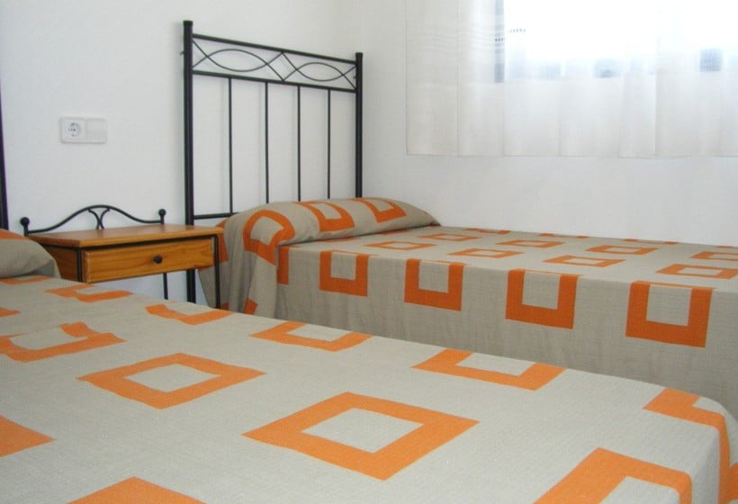 Apartamentos Cargador Beach 3000