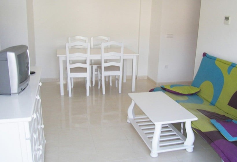 Apartamentos Cargador Beach 3000