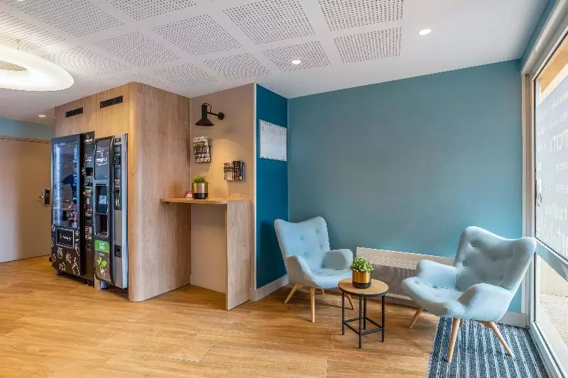 Appart City Confort St Quentin En Yvelines  Bois D Arcy