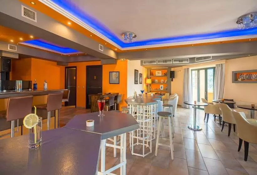 酒店 Ai Yannis Suites And Apartments