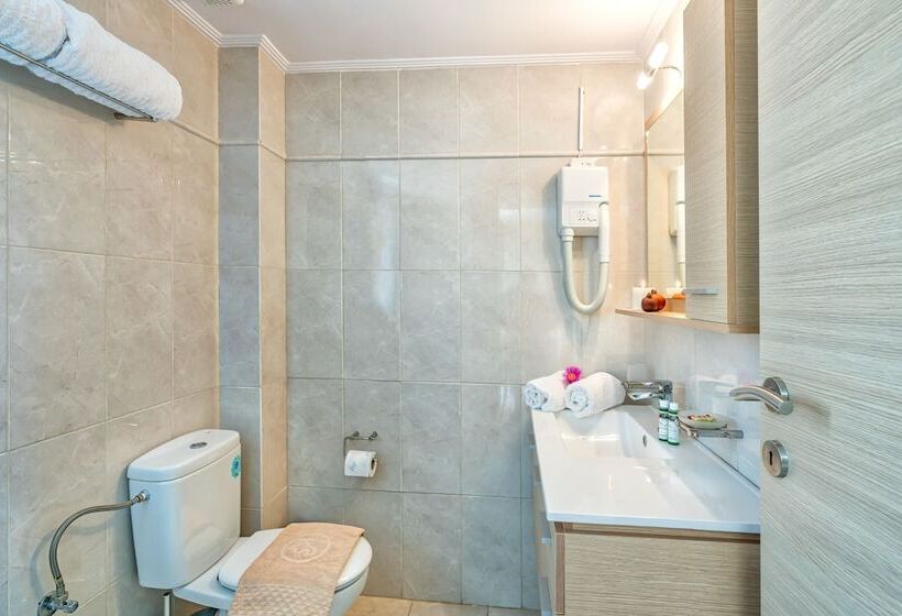 호텔 Ai Yannis Suites And Apartments