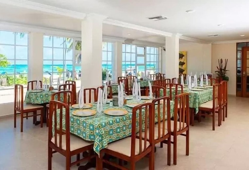 هتل Bahia Sardina