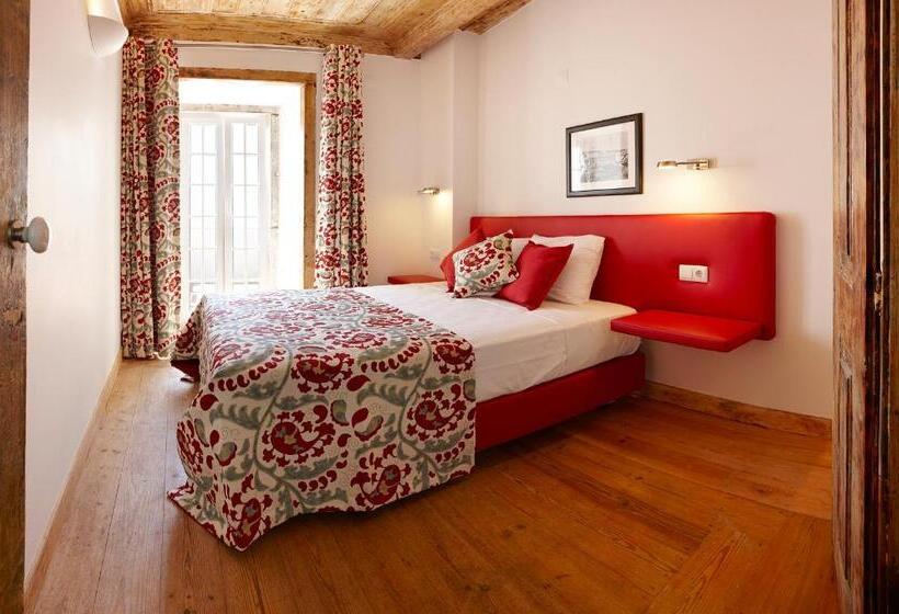 هتل Casa Das Aguarelas