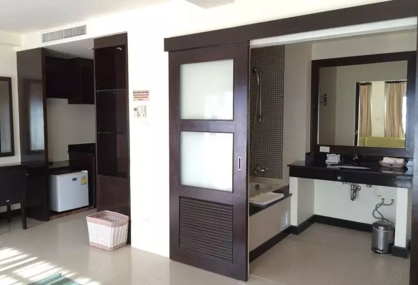 Hotell Enjoy S Beach House & Cafe