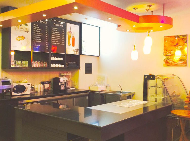 هتل Enjoy S Beach House & Cafe