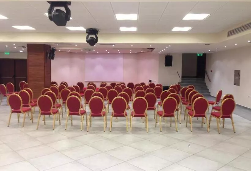 Отель Kymi Palace