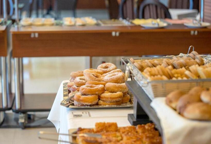 فندق Kymi Palace