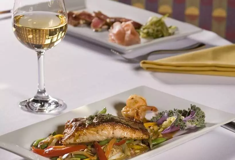 ホテル Lake Opechee Inn And Spa