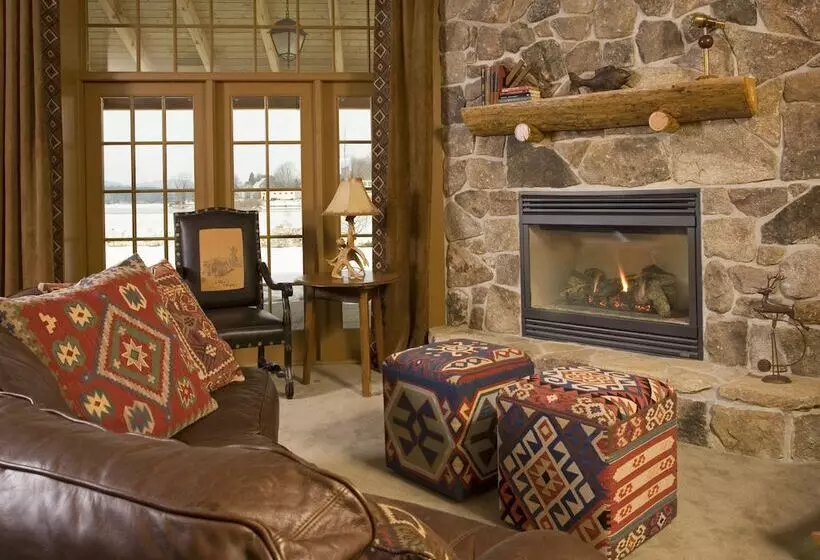 ホテル Lake Opechee Inn And Spa