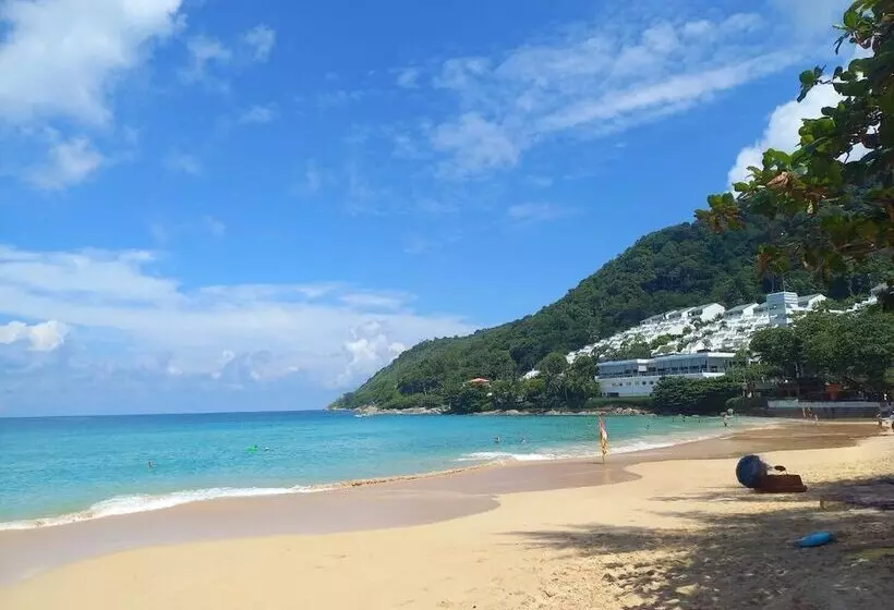 Отель Naiya Buree Boutique Resort