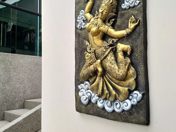 Отель Naiya Buree Boutique Resort