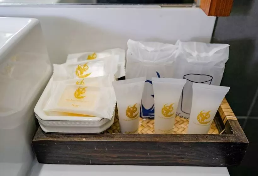 Отель Naiya Buree Boutique Resort