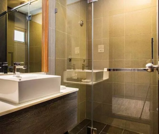 Отель Naiya Buree Boutique Resort