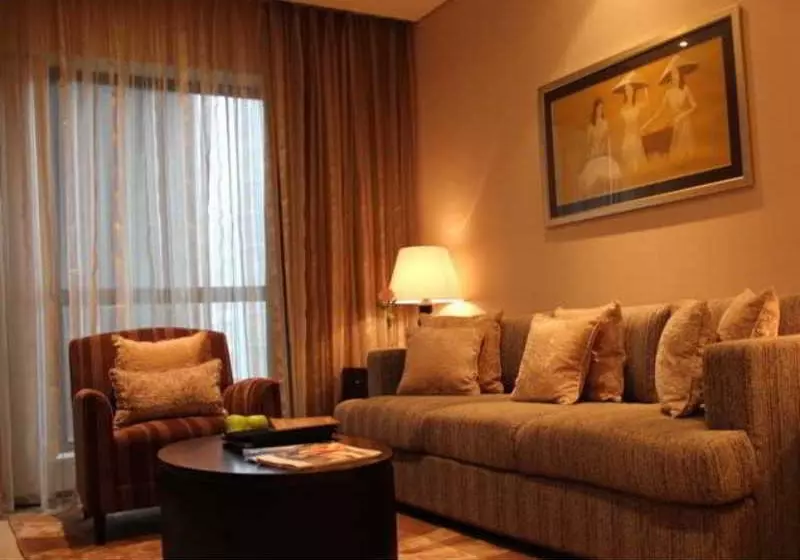 Отель Oakwood Residence Funder