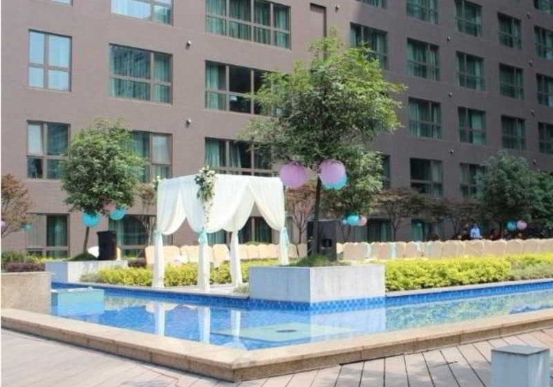 Отель Oakwood Residence Funder