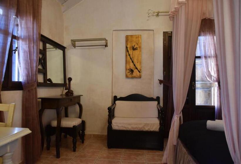 酒店 Odos Oneiron Boutique