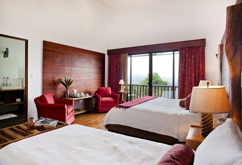 Отель Poas Volcano Lodge