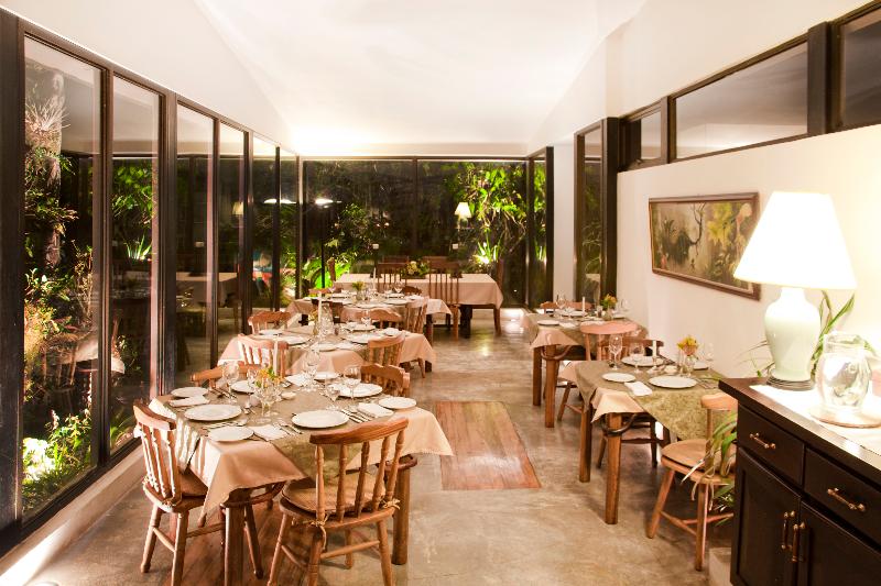 Отель Poas Volcano Lodge