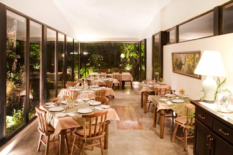 فندق Poas Volcano Lodge