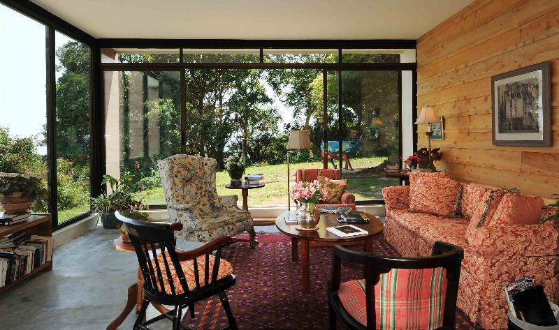 Отель Poas Volcano Lodge